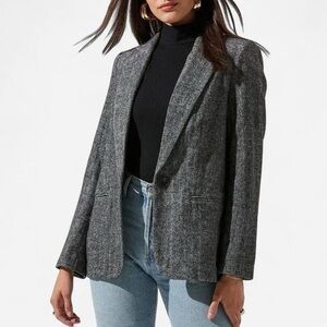 ASTR The Label Harlow Oversized Plaid Blazer
